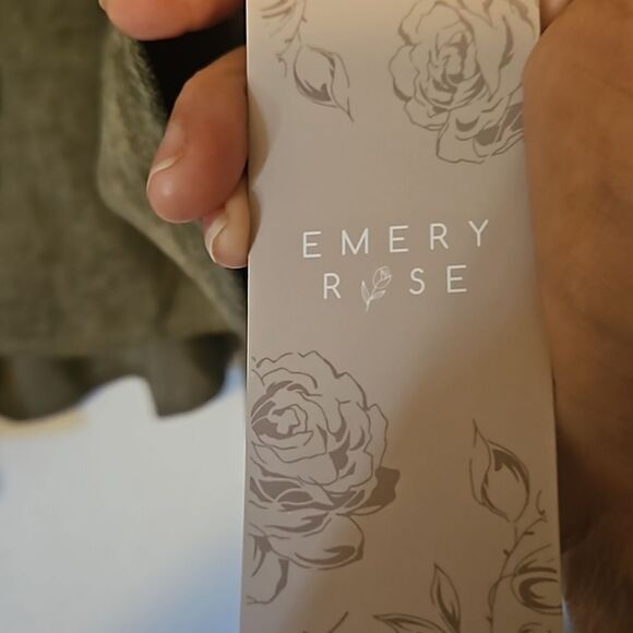 EMERY Rose top with peplum size XL - Picture 7 of 8